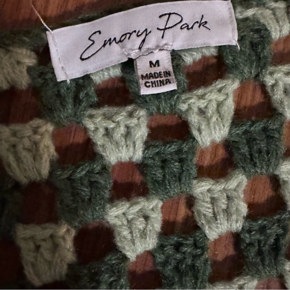 Emery Park Green Crocheted Women's Bell Sleeve Cropped Sweater Size M Y2k Hippie - Picture 3 of 9